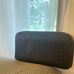 Bottega Veneta Black Woven Leather Wallet